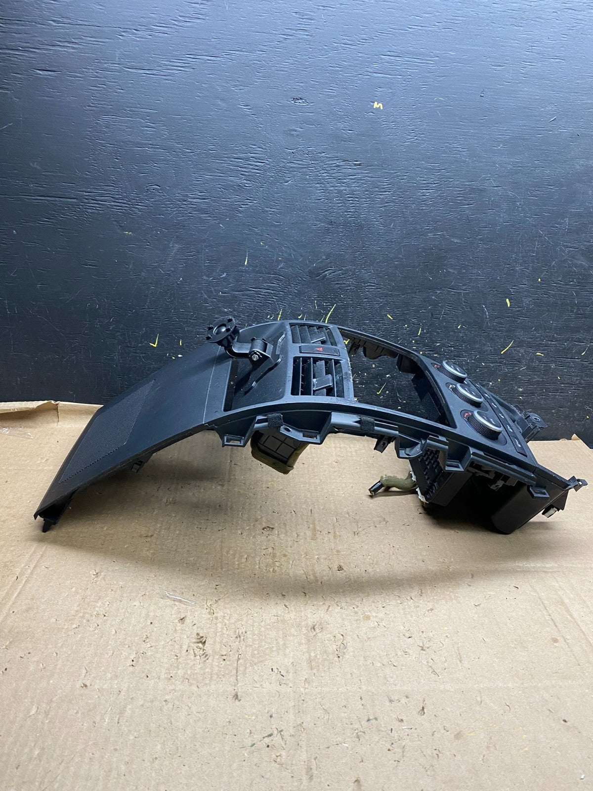 2010 - 2015 Mazda CX-9 Radio Dash Trim Bezel W/Vent AC Climate Control z1783 DG2