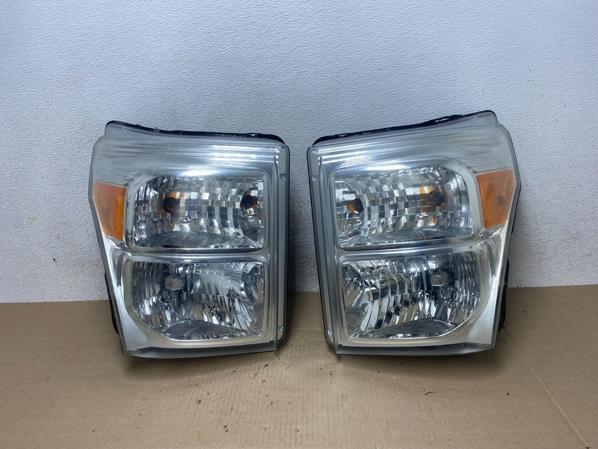 2011 to 2016 Ford F250 Super Duty Left+Right Side Headlights AI2152 DW0