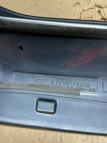 2005 to 2011 Hyundai Accent Trunk Lid Hatch 3rd Brake Light Spoiler V6795 DG9