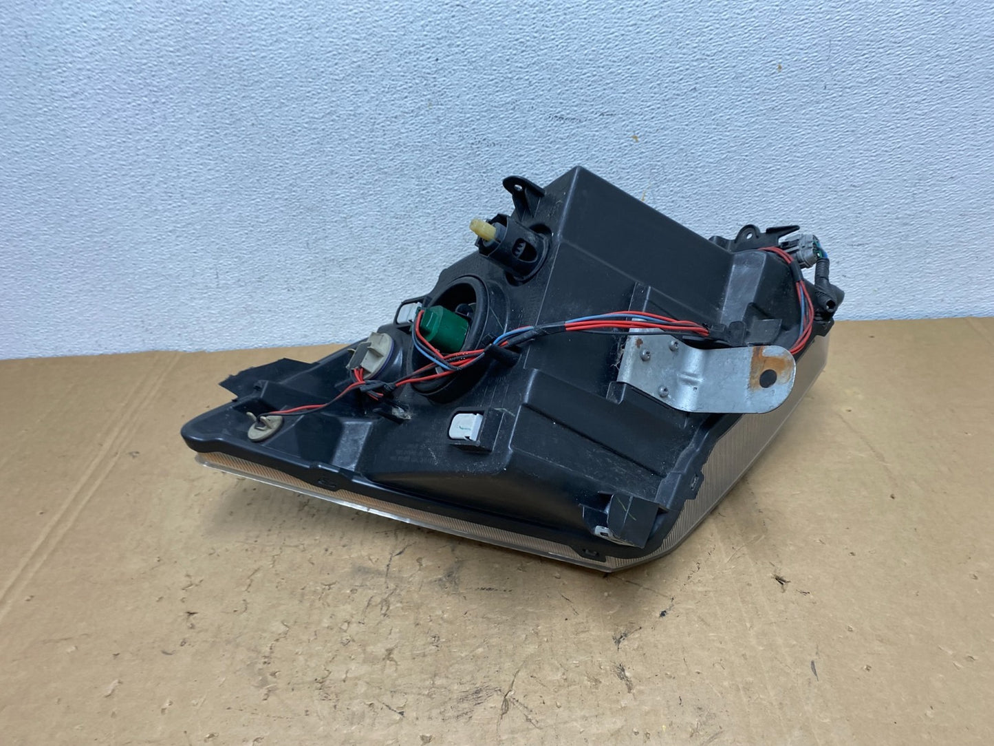 2010-2012 Nissan Sentra Halogen Left Driver LH Black Headlight AD3745 DW8