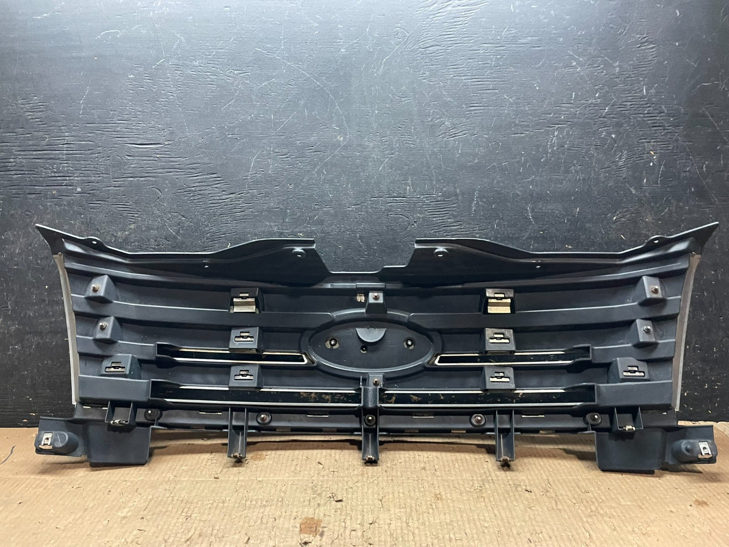 2007 2008 2009 2010 Ford Edge Front Upper Chrome Grill Grille Oem Y6390  DG5