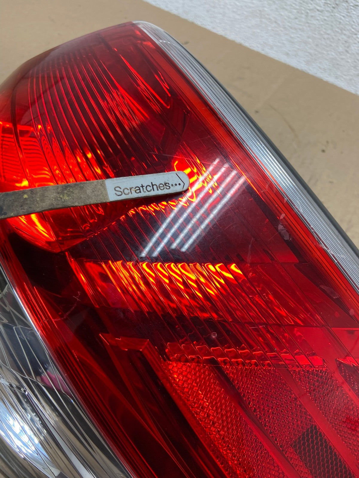 2013 to 2016 Nissan Pathfinder Passenger Right Side Tail Light AE7315 LK3