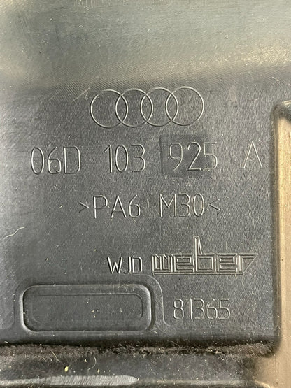 2005 to 2008 Audi A4 2.0L FSI Engine Cover Garnish AD8715 DW4