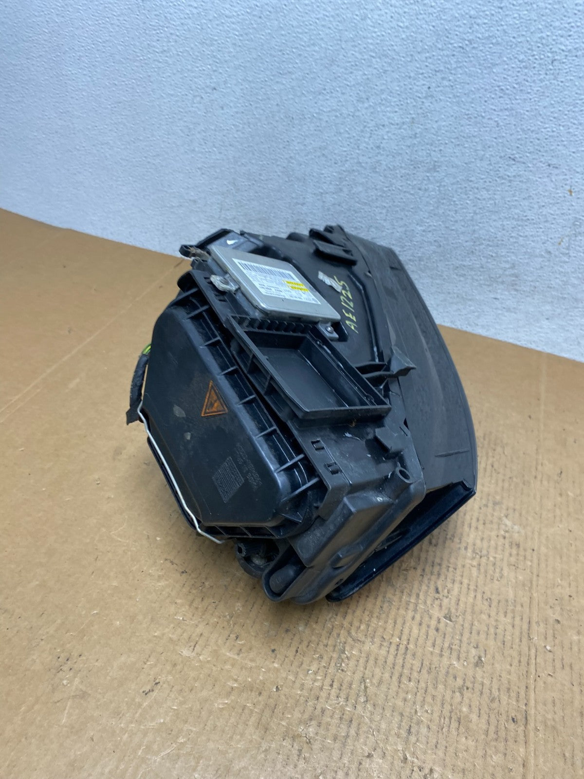 2008 to 2012 Audi A5 S5 Xenon HID LH Left Driver Side Headlight AE1225 DW8
