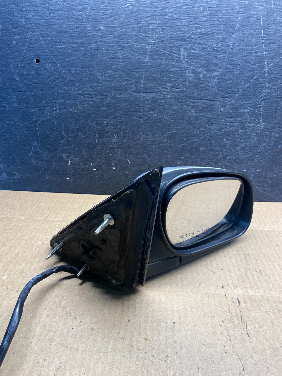 2003 to 2011 Ford Crown Victoria Right Passenger View Door Mirror AG7292 DW7