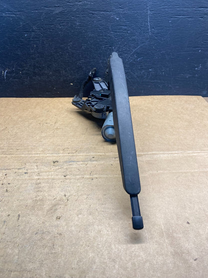 2020 to 2023 Ford Explorer Rear Windshield Wiper Motor ad7407 DG2