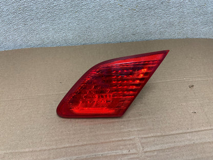 2003 to 2004 Toyota Avalon Right Passenger RH Inner Tail Light OEM AB1250 LK0
