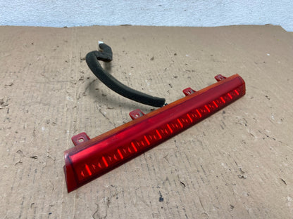 2007 to 2012 Hyundai Veracruz Rear 3rd Brake Light Lamp ad8165 DG2