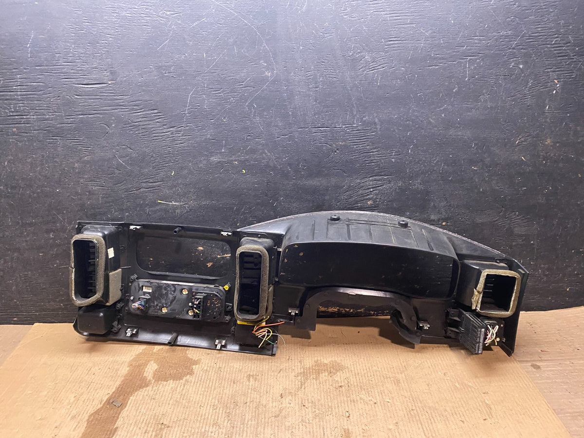 2001 2004 Dodge Dakota Speedometer Climate Control Radio Panel Bezel X3173 DG6