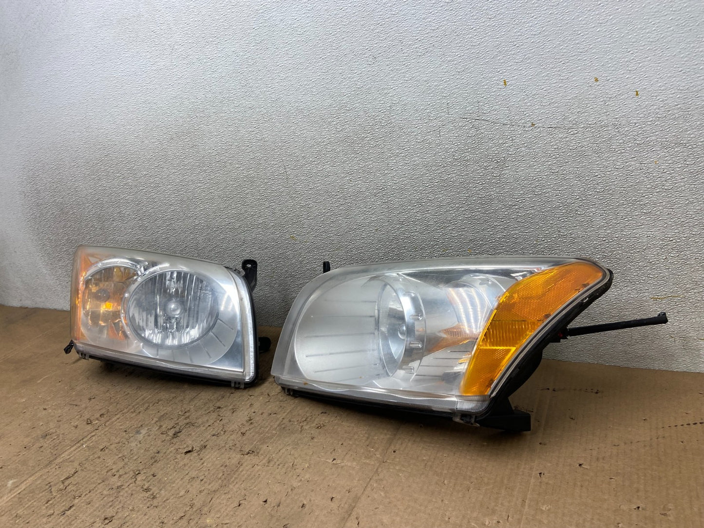 2007-2012 Dodge Caliber Left+Right Headlights Halogen Oem AA8581 DW1