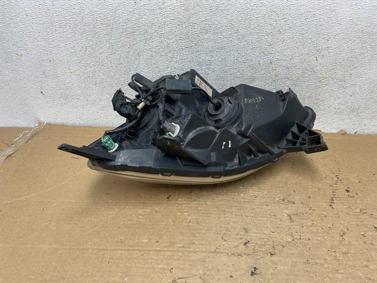 2005 -2006 Honda Crv Cr-v Halogen Headlight Right Passenger Rh AH9215 DW5