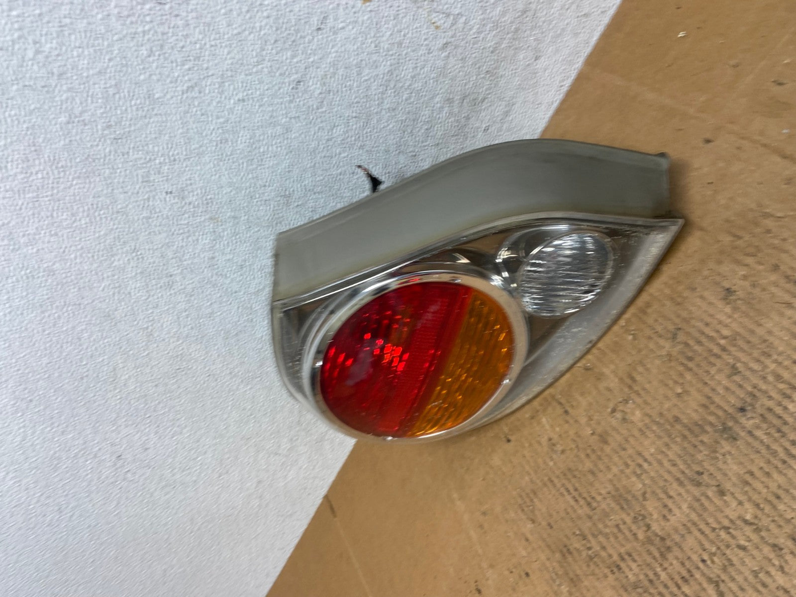 2002 2003 Nissan Maxima Left Driver Lh Side Tail Light AE1150 LK1