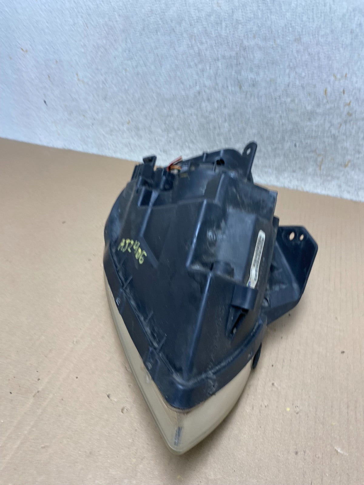 2006 2007 2008 Kia Rio Left Driver LH Side Halogen Headlight AJ2406 DW8