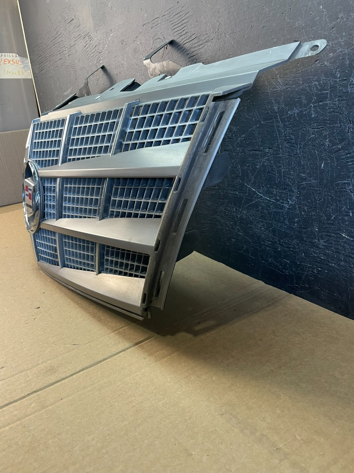 2008 to 2011 Cadillac CTS Front Upper Radiator Grille Grill ad0051 DG1