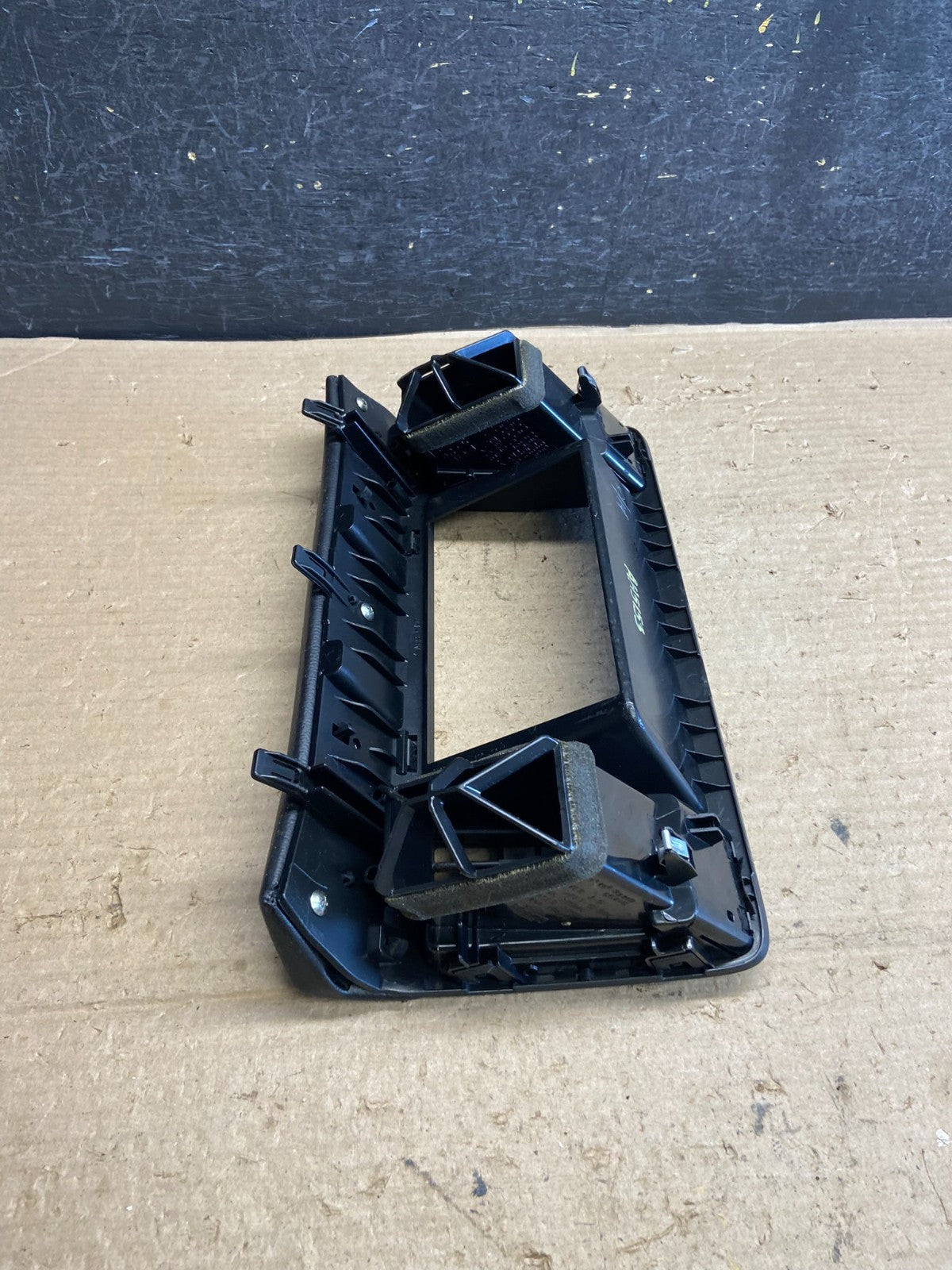 2003-2007 Nissan Murano Radio Center Console Display Bezel Air Vent OE ah5153 DG4