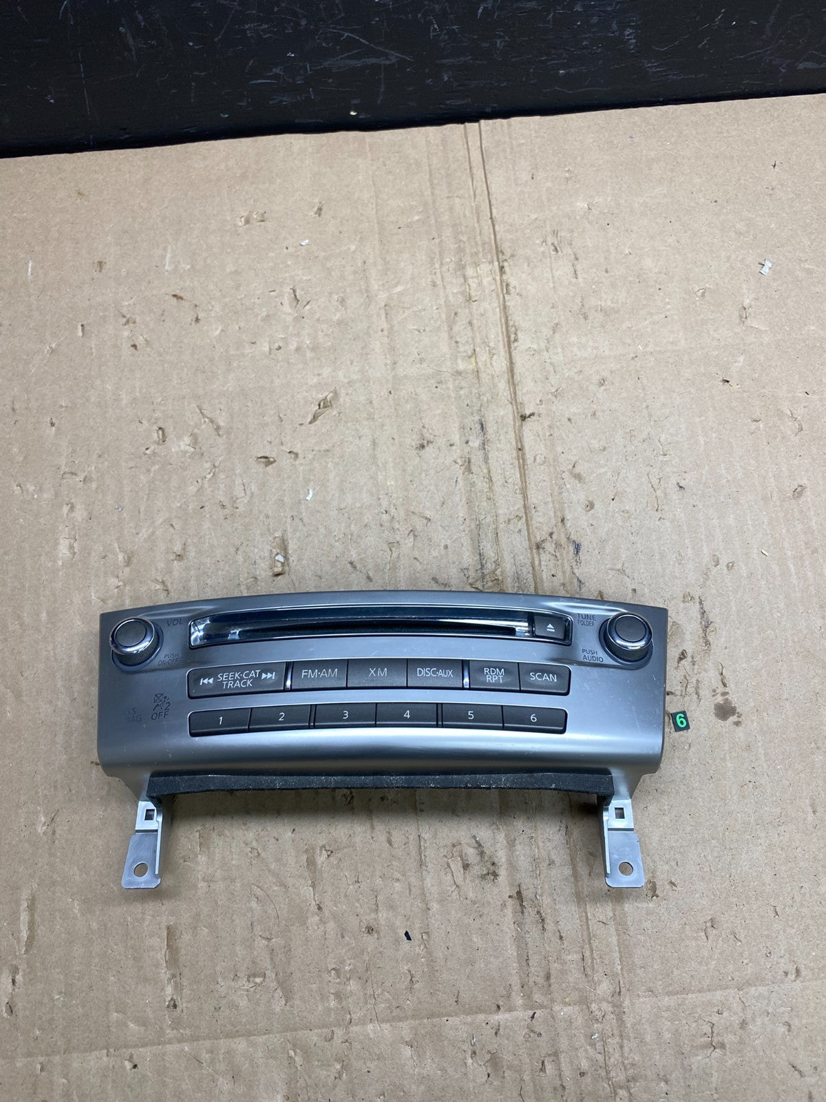 2011 2012 2013  Infiniti M37 Radio Control Face Plate Unit CD Player AB9028  DG0