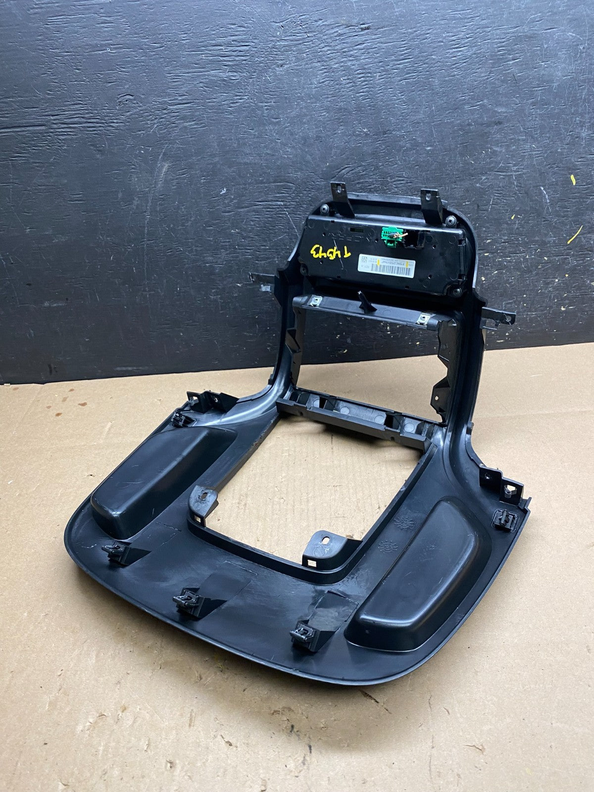 2014 to 2018 Dodge Promaster 1500 Radio Climate Control Panel Bezel t4543 DG3