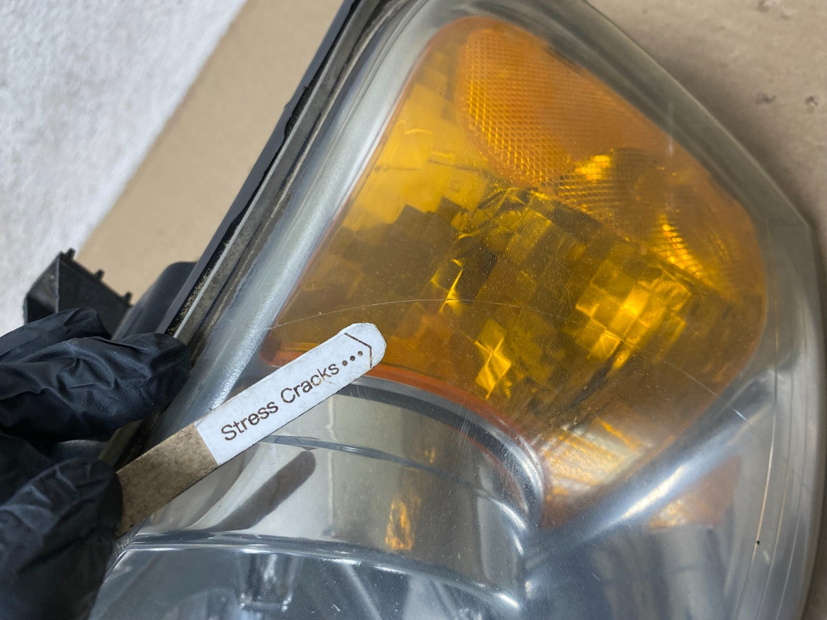 2003 - 2006 Ford Expedition Left+Right Side Headlights Halogen AH5819 DW6