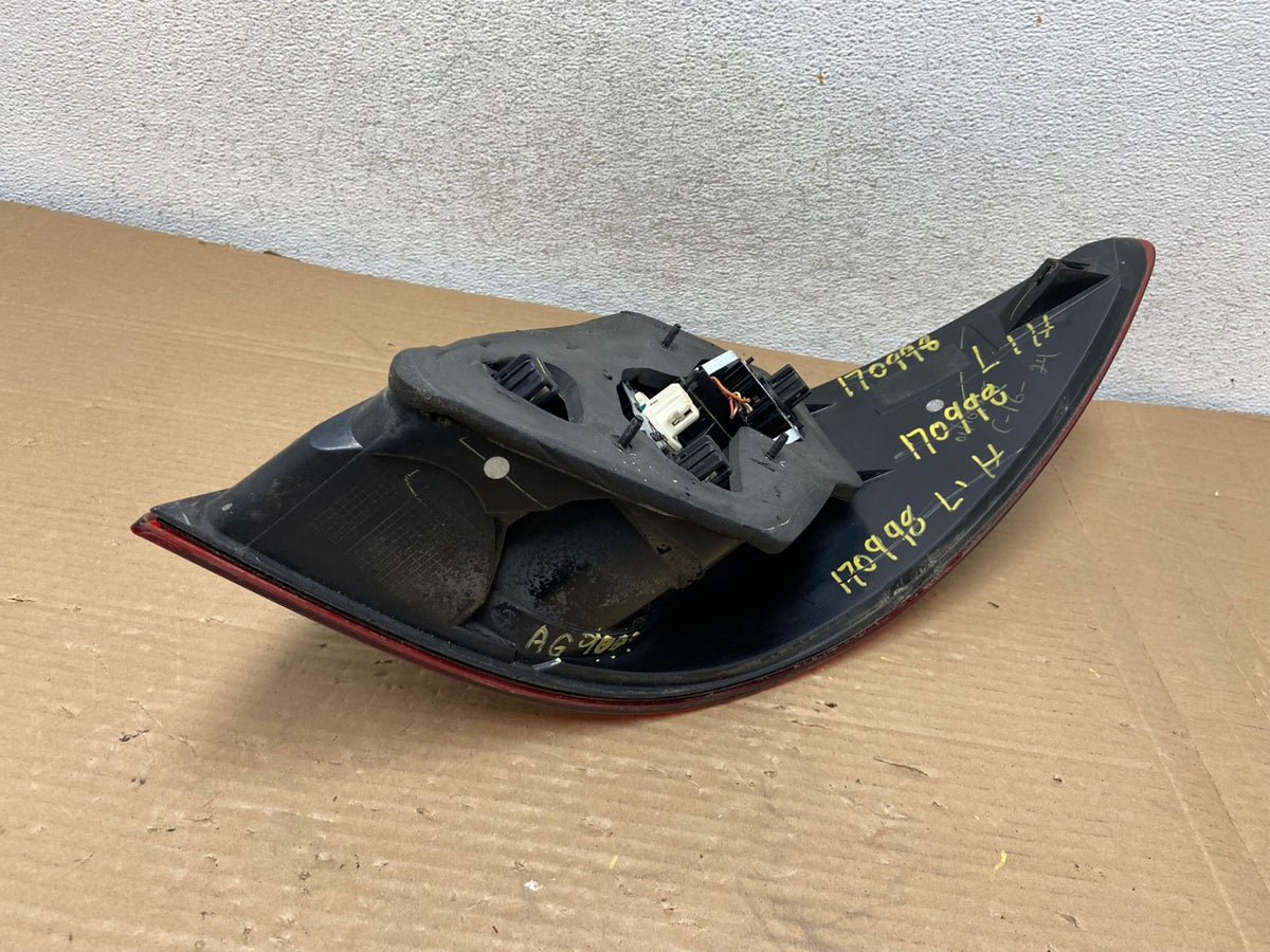 2006 to 2010 Mercedes W251 R-Class Left Driver LH Smoked Tail Light AG9009 LK5