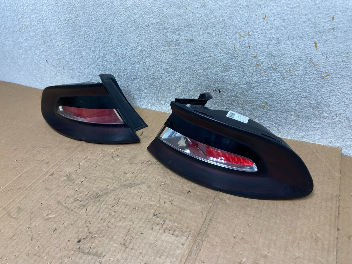 2013 to 2016 Dodge Dart Left+Right Side Tail Lights AI5531 DW1