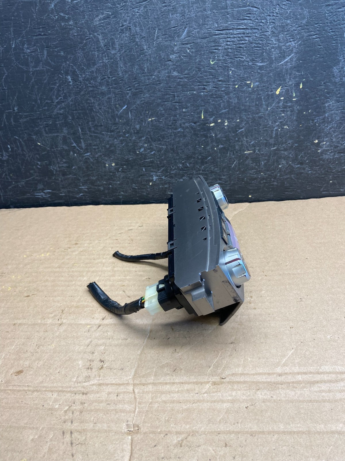2010 - 2014 Subaru Outback Legacy A/C Heater Climate Control Unit AF1930 DG1