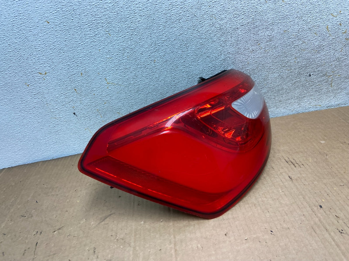 2014 to 2016 Kia Cadenza Left Driver LH Side LED Tail Light AI8429 DW2