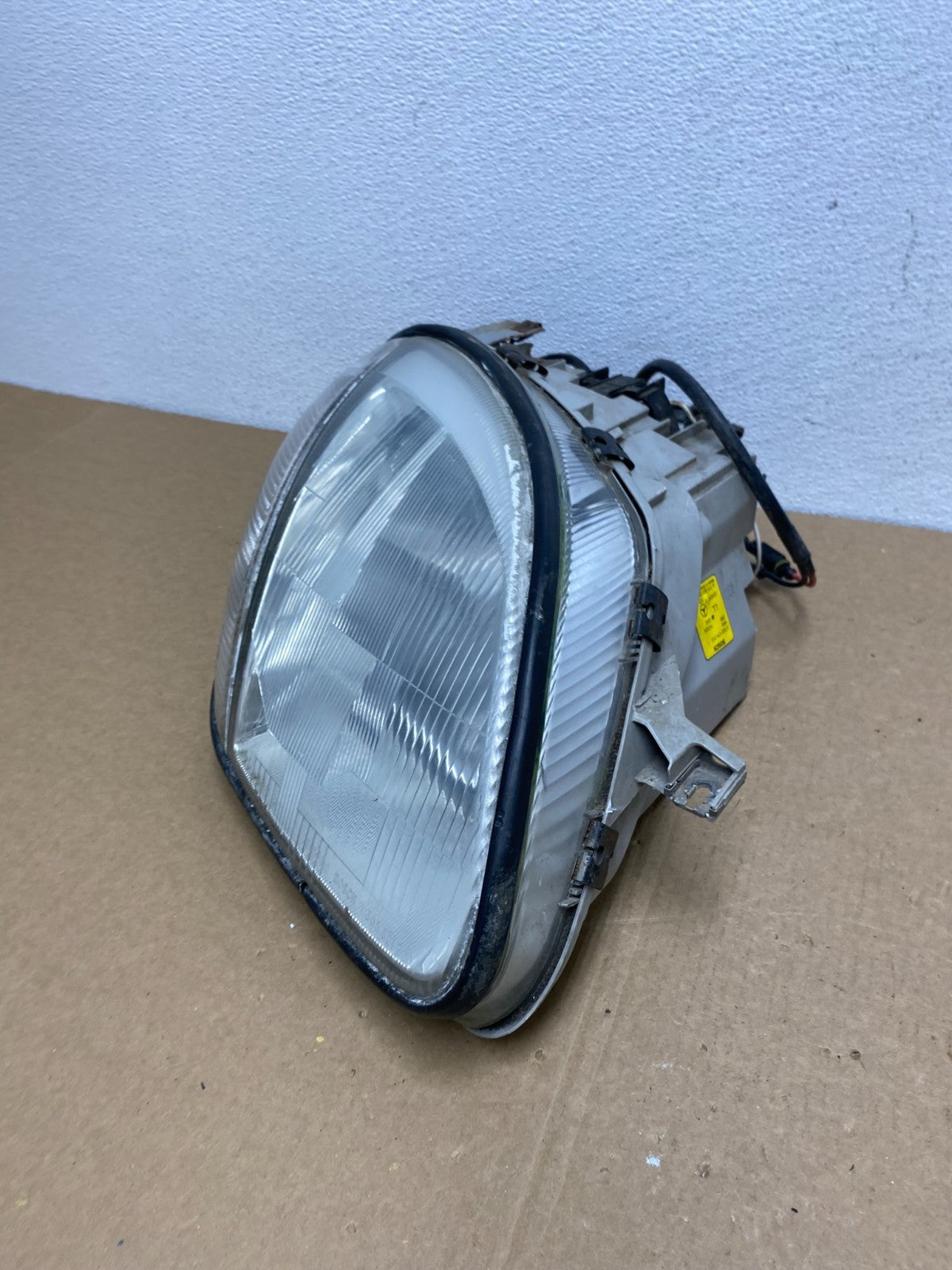 1997-2004 Mercedes R170 SLK230 SLK320 Right Passenger Headlight Halogen AB9988DG1