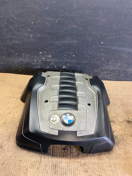 2006 to 2010 BMW 550i 650i 750i Plastic Engine Cover Shield r7112 DG0