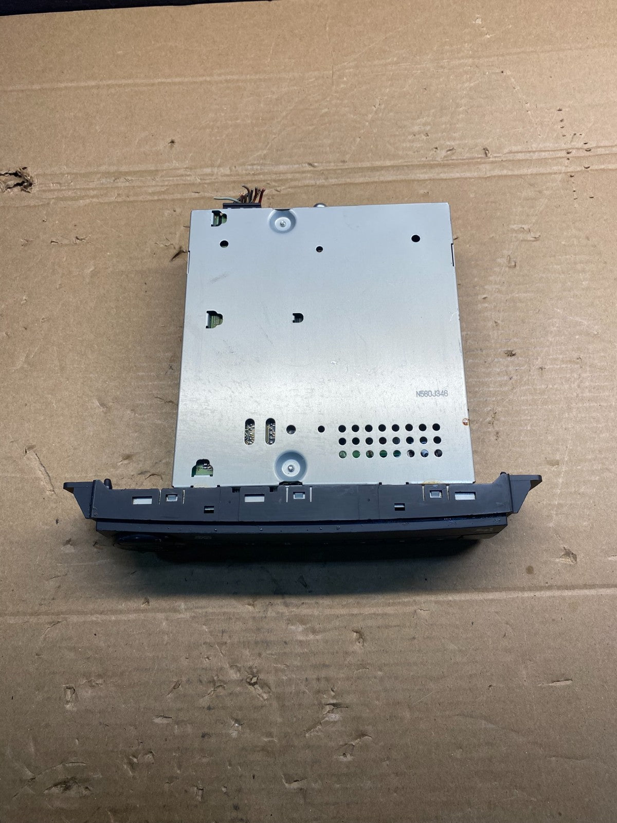 2008 to 2012 Chrysler Town Country DVD Player Receiver AD4960 DG4