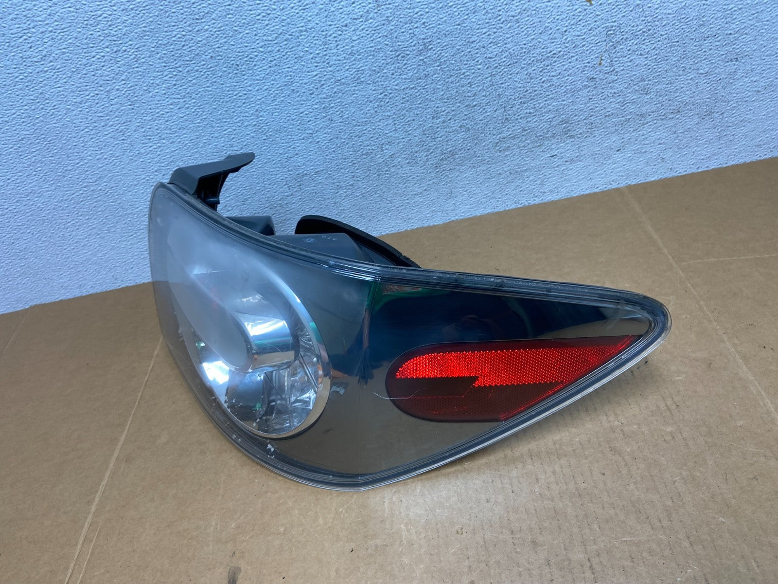 2007 2008 2009 Mazda CX-7 Right Passenger Rh Side Tail Light AD8965 DW1