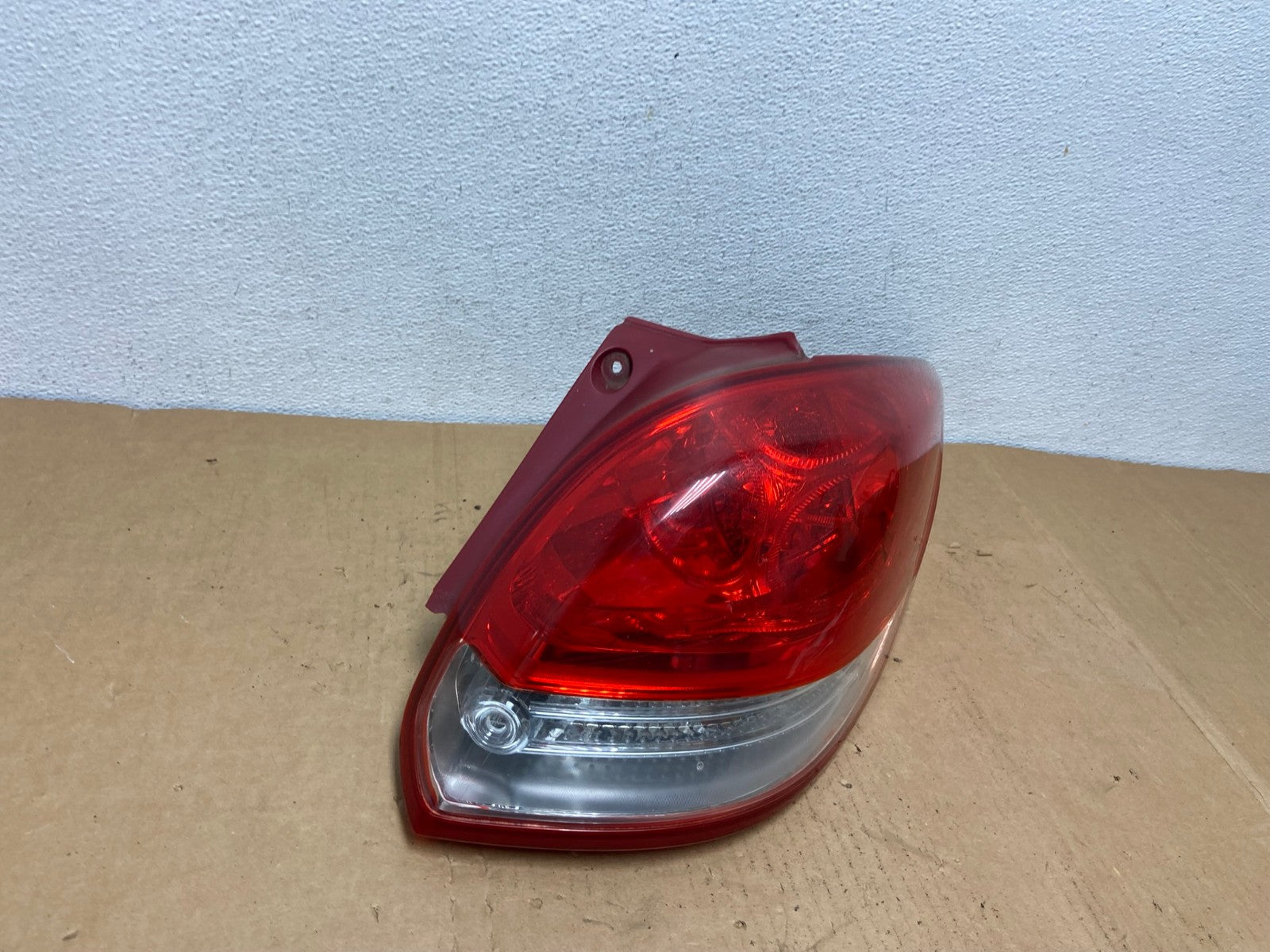 2012 2013 2014 Hyundai Veloster Right Passenger RH Tail light AC8468 LK2