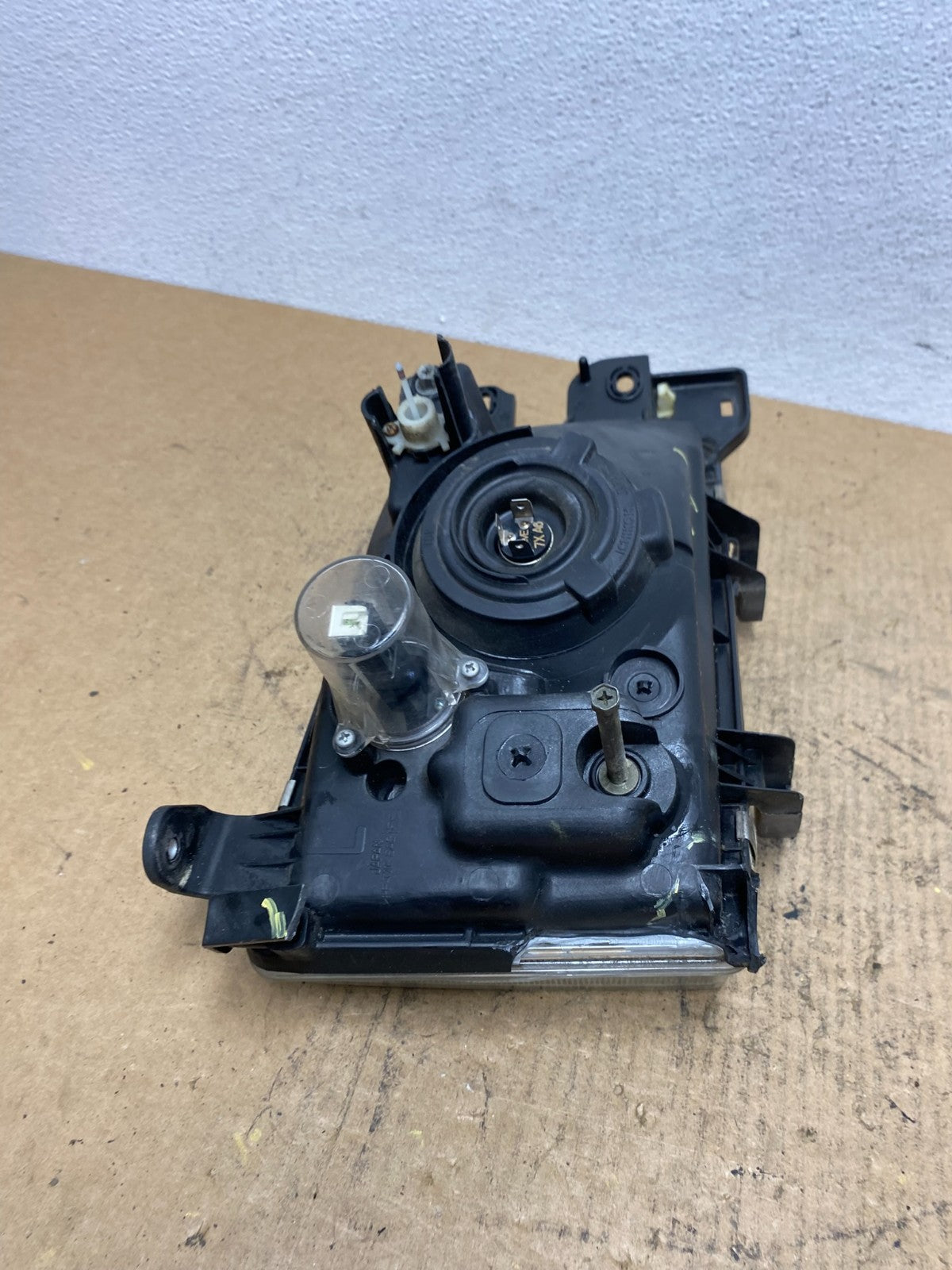 1999 2000 Subaru Forester Left Driver LH Headlight Halogen AC3679 DG8