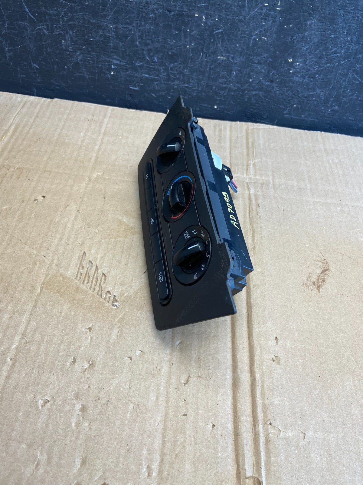 2006 to 2009 Ford Fusion Mercury Milan Climate Control A/C Control ad7095 DG2