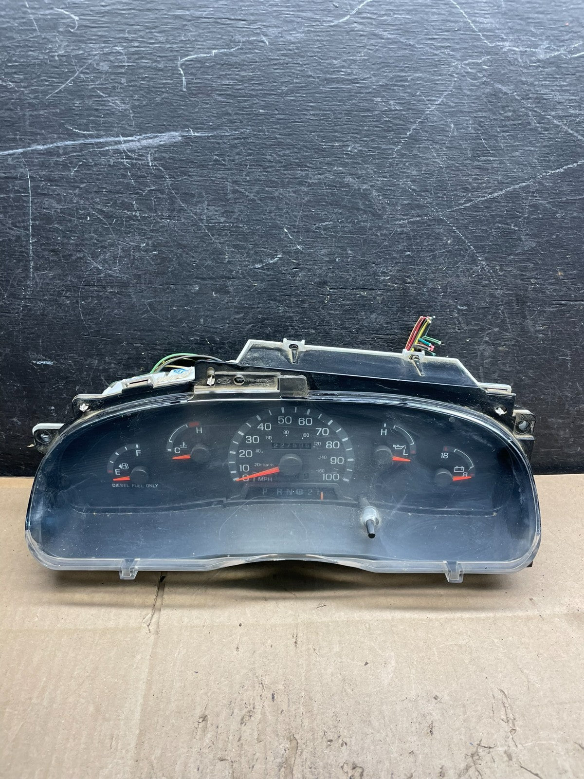 2001 - 2002 Ford Econoline E250 E350 Van Speedometer Instrument Cluster W1446 DG0