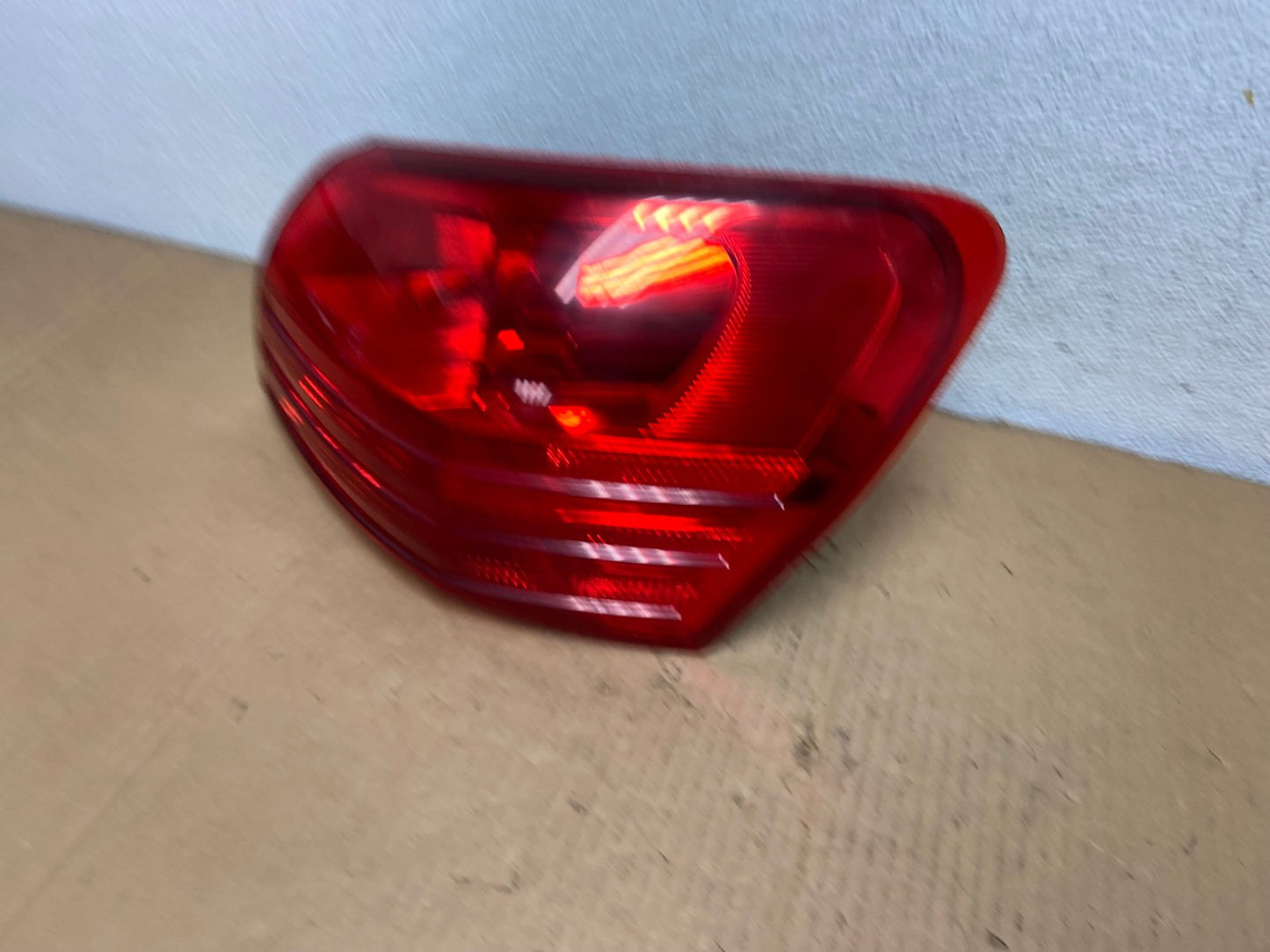 2008 to 2015 Nissan Rogue Right Passenger Rh Side Tail Light AD0891 LK1