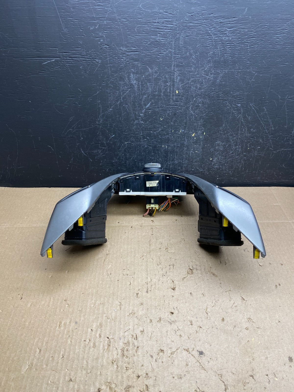 2012 - 2015 Kia Rio Veloster Climate Control Panel Trim Air Vents AC6723 DG3