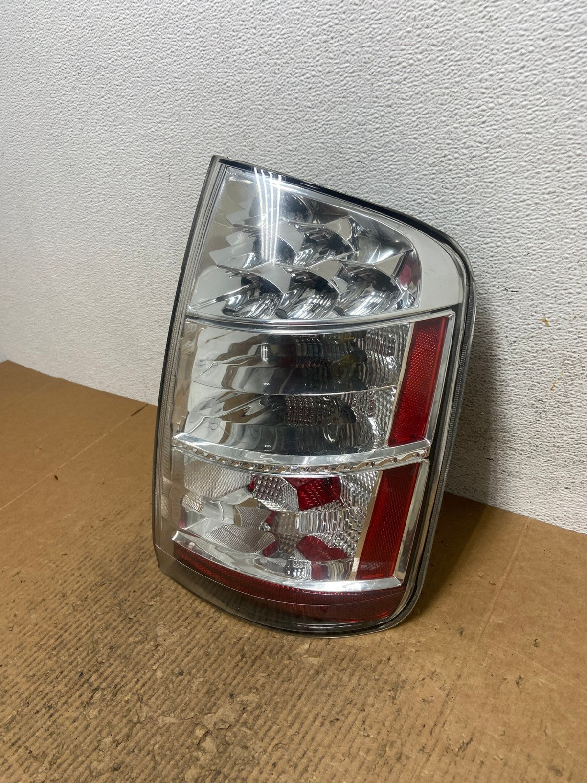 2006 to 2009 Toyota Prius Tail Light Right Passenger Side AE2884 LK1