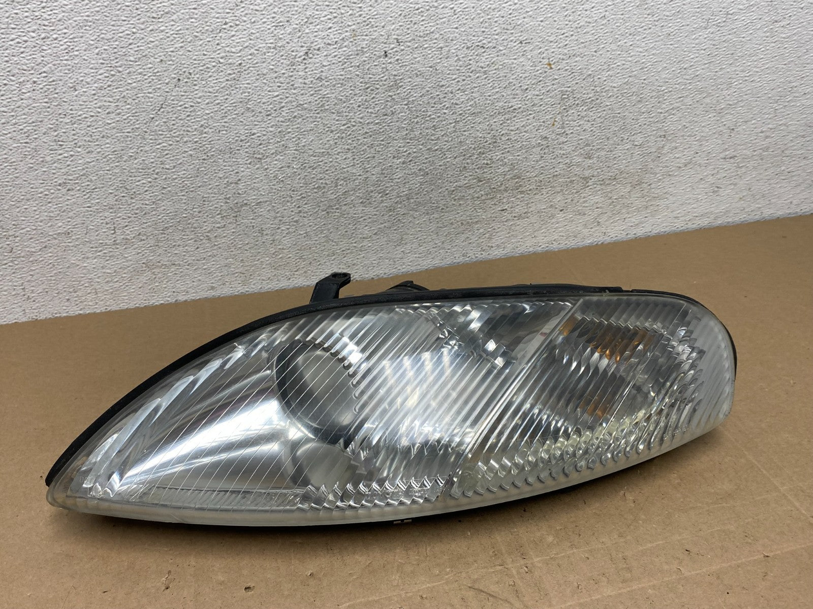 1992 - 2000 Lexus SC300 Left Driver LH Side Halogen Headlight AE5014 DG0
