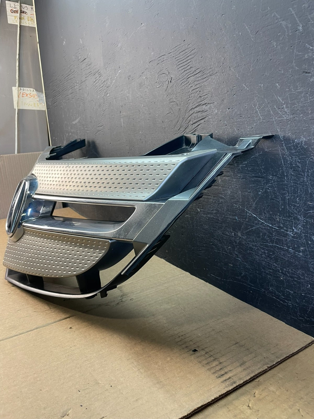 2007 2008 2009 Acura MDX Front Upper Grill Grille Emblem ad0191 DG1