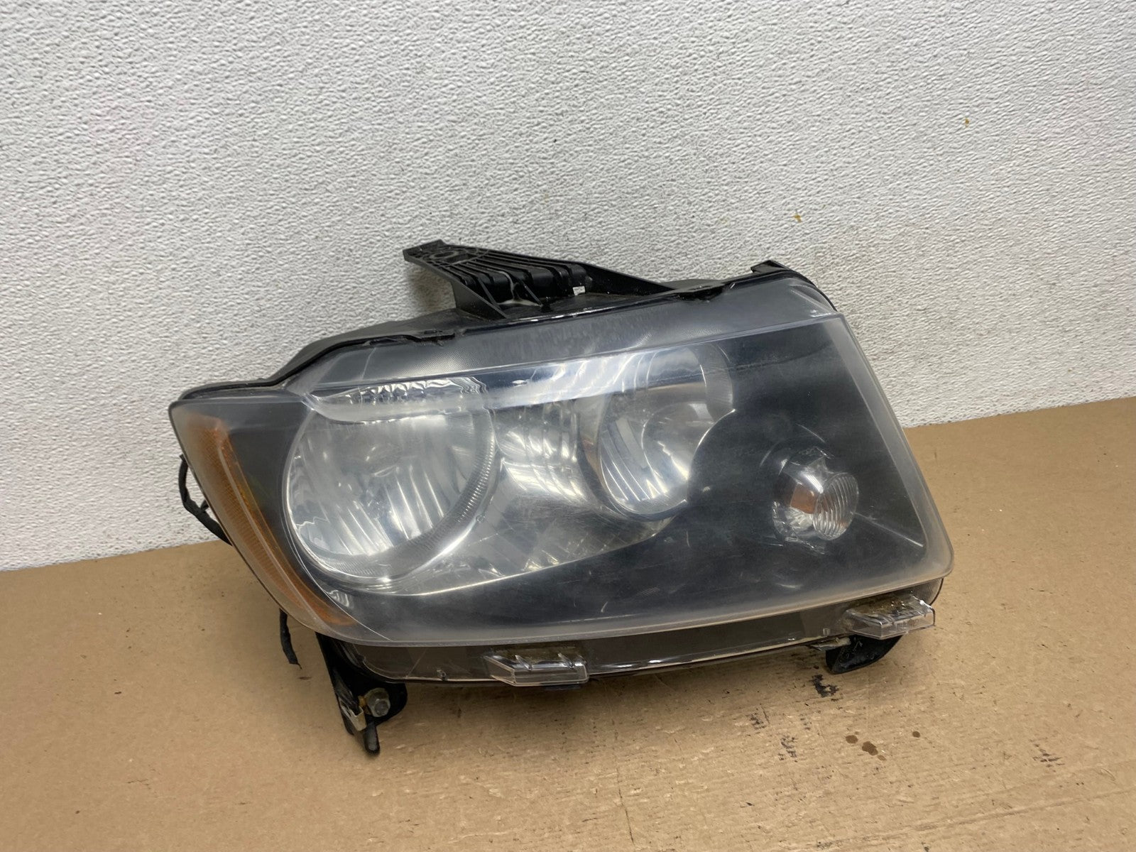 2011 2012 2013 Jeep Compass Right Passenger Side Halogen Headlight AF4639 LK0