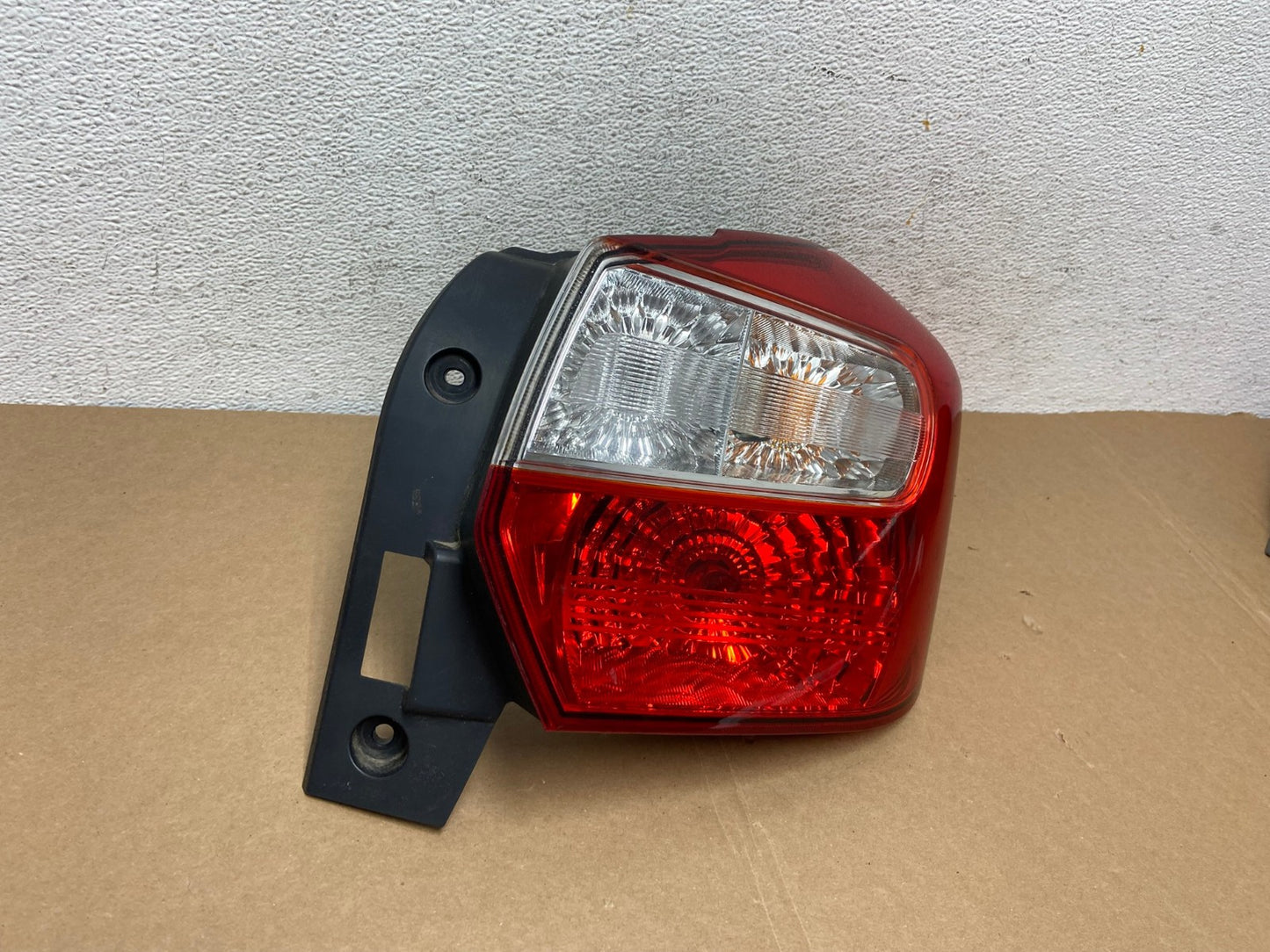 2012-2016 Subaru Impreza Crosstrek Right Passenger Tail Light AD7848 LK2