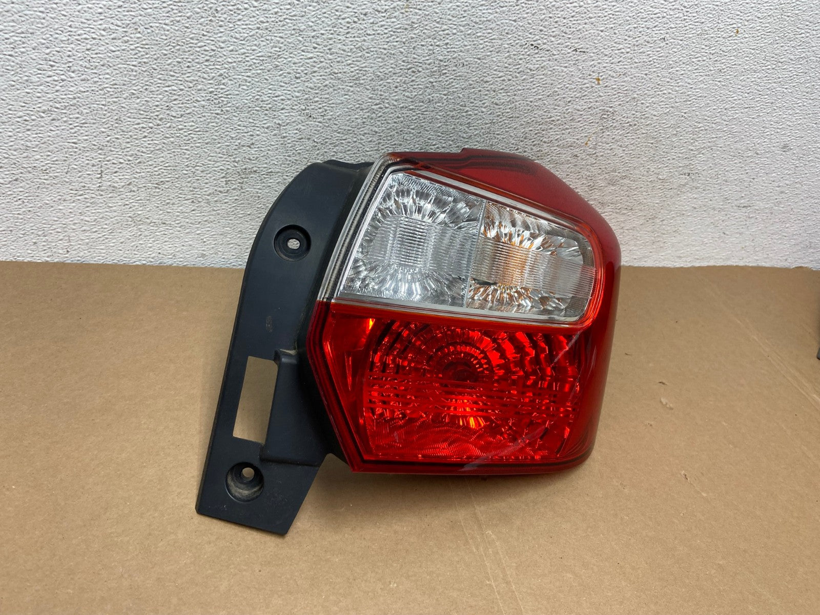 2012-2016 Subaru Impreza Crosstrek Right Passenger Tail Light AD7848 LK2