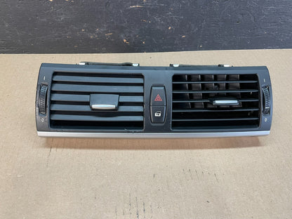 2007 to 2013 BMW X5 X6 Center Console Dash Air Vent AE3412 DG0