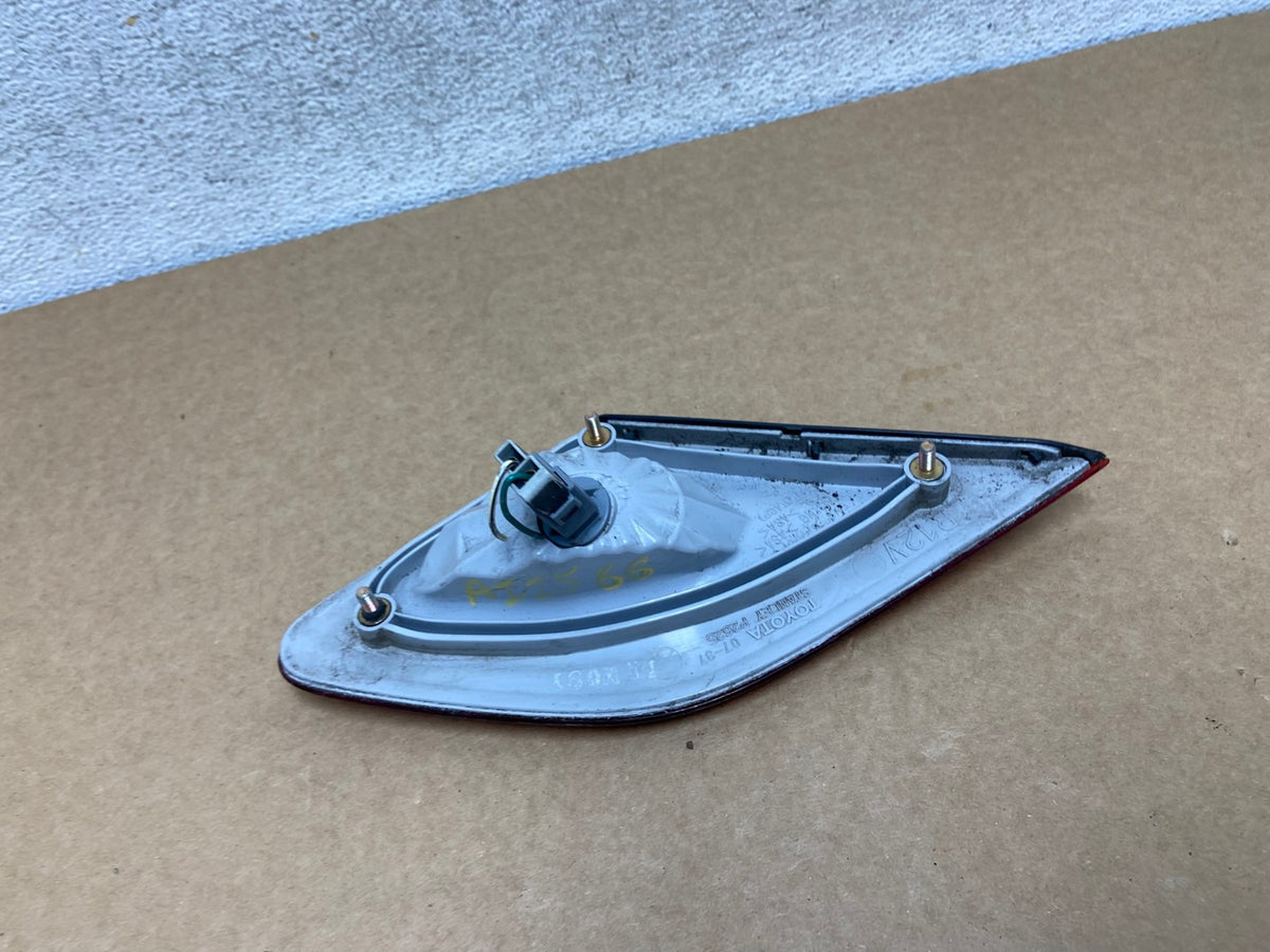 2003 to 2004 Toyota Avalon Right Passenger RH Inner Tail Light AI2566 LK4