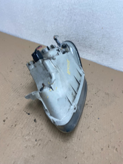 1999 to 2000 Hyundai Elantra Right Passenger Side Headlight AF4248 PS10