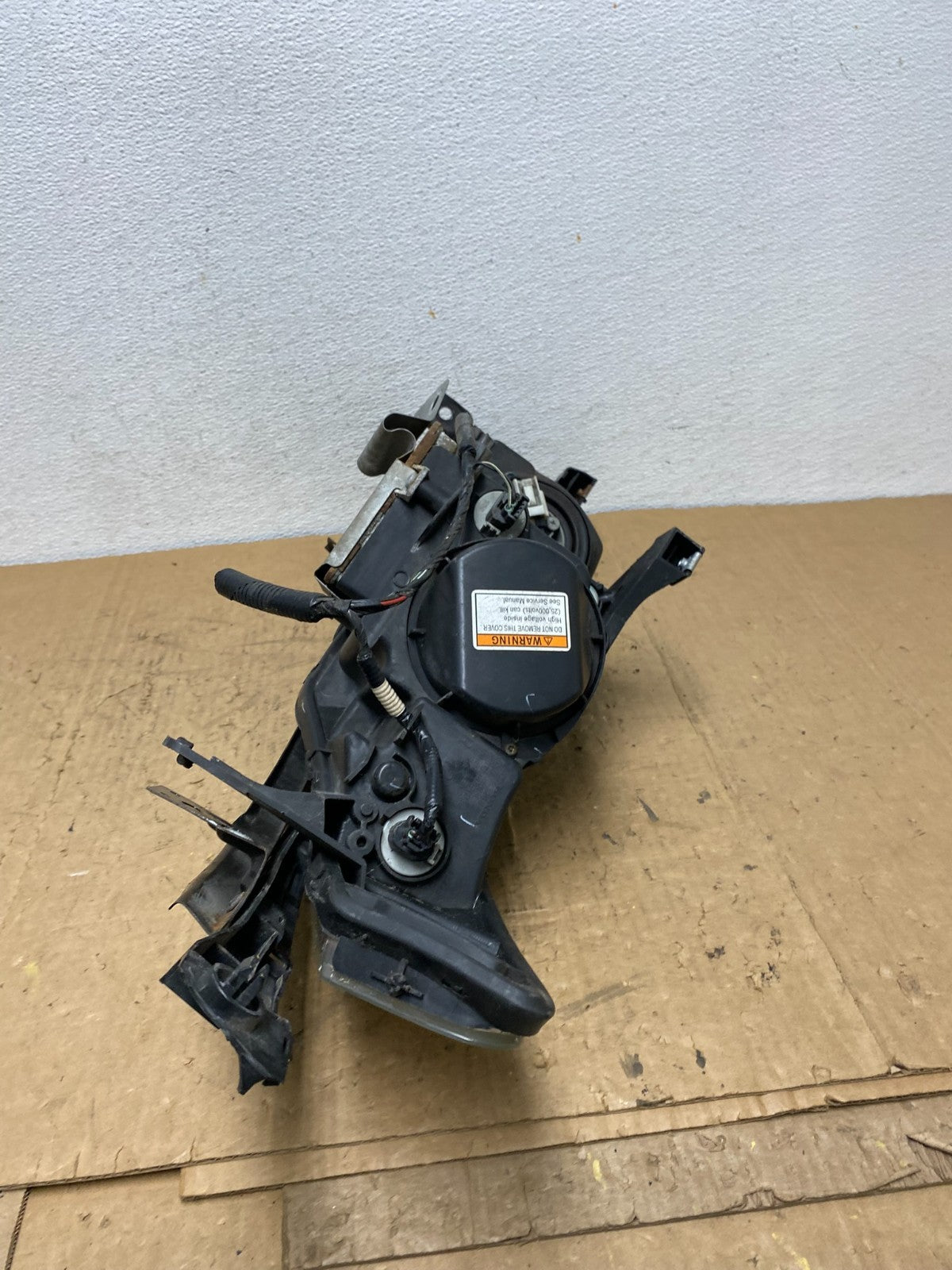 2004 2005 2006 Acura TL Headlight Right Passenger Side Xenon HID AD0561 DW6