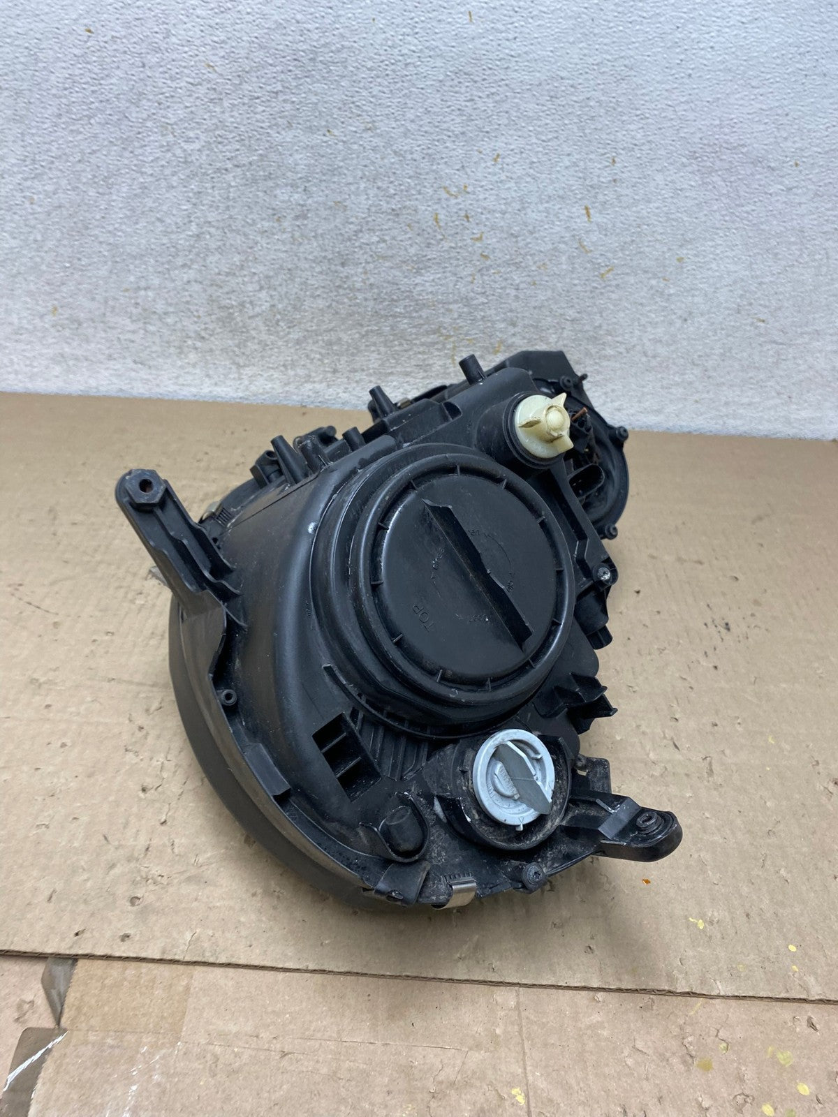 2003-2006 Mercedes E E320 E350 Class Right Passenger Halogen Headlight AI2446 LK5