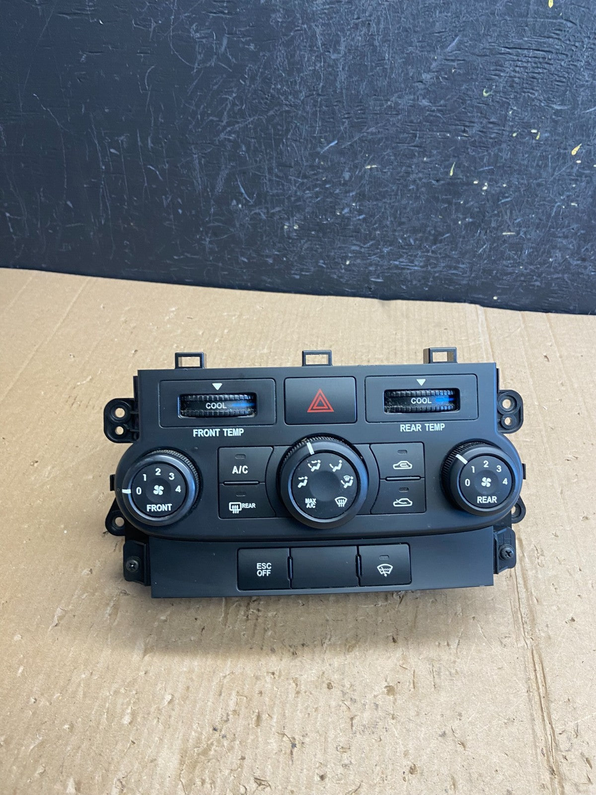 2006 - 2012 Kia Sedona AC Temperature Climate Control Switch AE4099 DG0