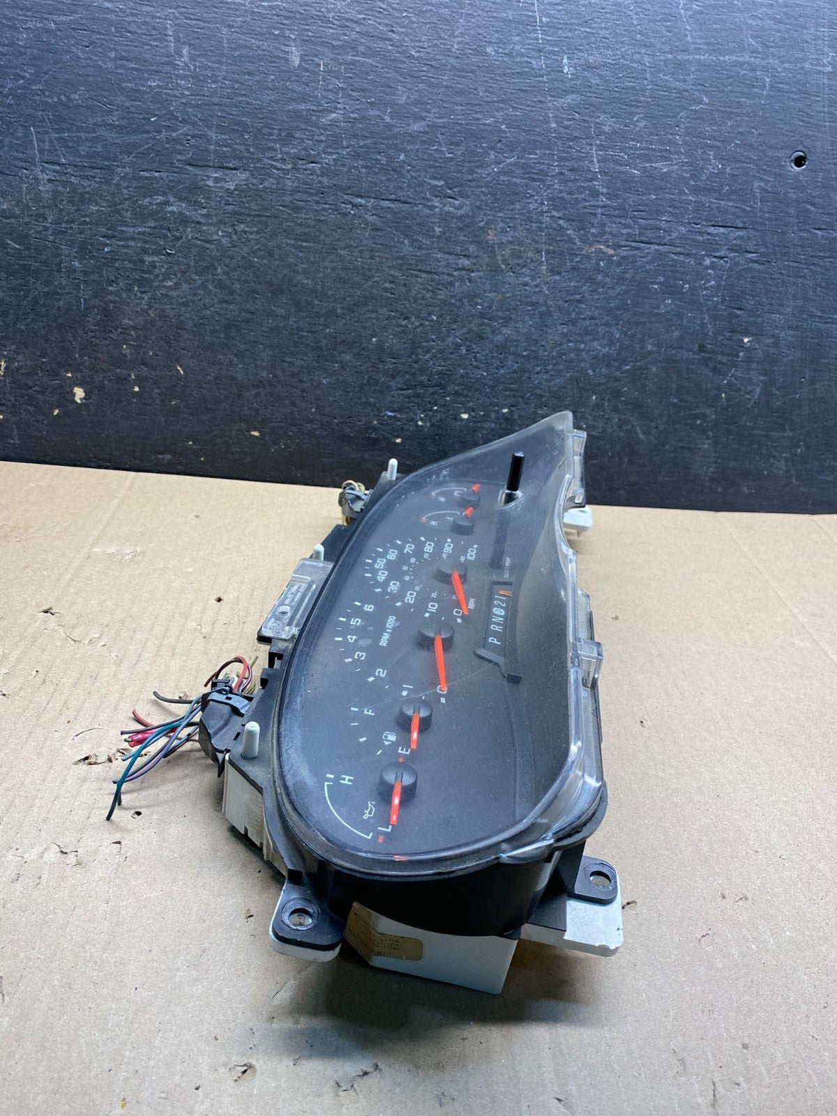 2004 to 2008 Ford E150 E250 Gauge Speedometer Cluster aj0446 DG1