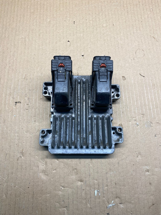 2010 to 2013 Chevrolet Silverado Yukon Engine Control Module ECM ECU AH7447 DG0